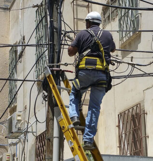 underground-cable-service-img2 underground-cable-service-img2